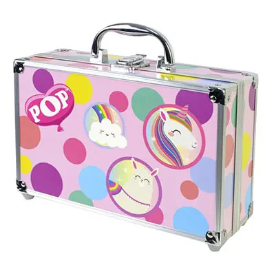 Foto dell’avviso ufficiale: MARKWINS POP GIRL BEAUTY CASES AND SETS Set di bellezza — rischio: Rischio chimico
