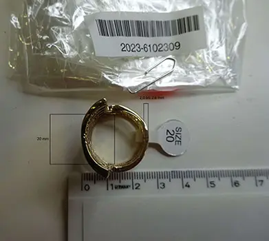 Photo de l’avis officiel: Bague — risque: Risque chimique (A12/01694/23)