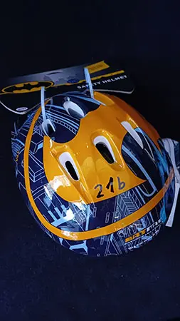 Photo de l’avis officiel: MV Sports &amp; Leisure Ltd. SAFETY HELMET Casque — risque: Blessures
