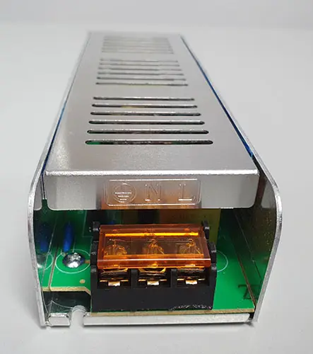 Photo de l’avis officiel: E-Light Power Supply 150W Alimentation électrique — risque: Choc électrique