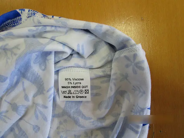 Photo de l’avis officiel: ZOE Robe d’enfant — risque: Blessures & Etranglement