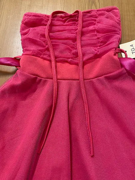 Photo de l’avis officiel: Robe d’enfant — risque: Blessures & Etranglement