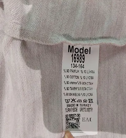 Foto aus der offiziellen Meldung: MACKAYS THE BORN OF AGAIN Kinder Kapuzenpullover — Risiko: Verletzungen & Strangulierung
