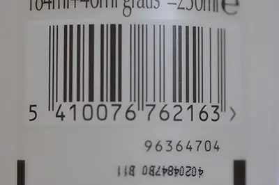 Foto do aviso oficial: PANTENE Capelli luminosi riflessi di luce  - capelli acqualight Condicionador de cabelo — risco: Químico