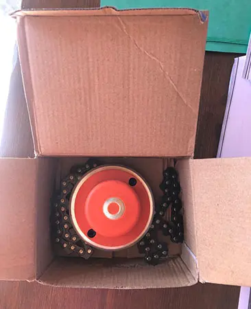Photo de l’avis officiel: Falon Tech Fixation de coupe de type flail pour coupeuses à brosses — risque: Blessures