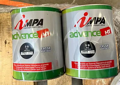 Foto aus der offiziellen Meldung: IMPA ADVANCE Pasta colorante per sistema tintometrico al solvente Lacke — Risiko: Chemikalie
