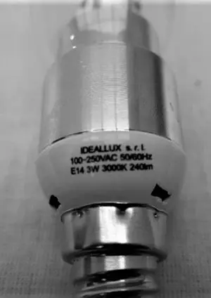 Foto do aviso oficial: Ideal Lux Lâmpada LED — risco: Choque elétrico