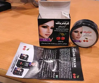 Foto del aviso oficial: AQSA Cosmetics Taryak cream beauty &amp; freckle Crema aclaradora de la piel — riesgo: Riesgos químicos