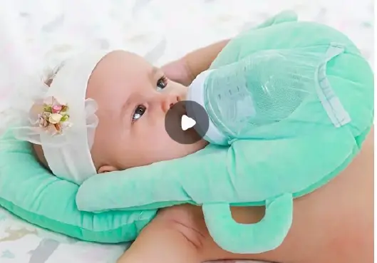 Foto dell’avviso ufficiale: Baby four seasons universal cute and comfortable Cuscino autoalimentante del bambino — rischio: Ostruzione delle vie aeree