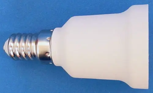 Photo de l’avis officiel: Adaptateur de support de lampe — risque: Brûlures & Incendie