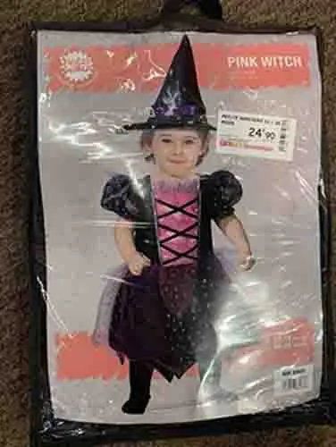 Foto dell’avviso ufficiale: Fiestas Guirca PINK WITCH Costume da abito di fantasia — rischio: Ustioni & Ostruzione delle vie aeree