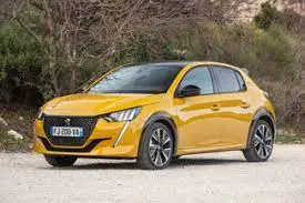 Foto uit de officiële melding: Opel, Peugeot CORSA /  208 Personenauto — risico: Milieu