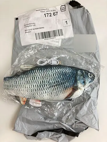 Foto dell’avviso ufficiale: Kattleksak - Rörlig Fisk Giocattolo elettrico — rischio: Ambiente