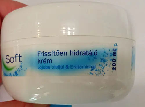 Photo de l’avis officiel: Nivea Soft moisturising cream Crème hydratante — risque: Risque chimique (A12/02889/23)