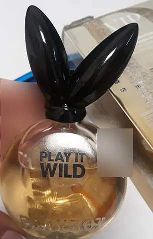 Photo de l’avis officiel: Playboy Vip for her - Play it Wild Eau de toilette — risque: Risque chimique
