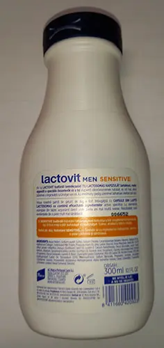 Foto aus der offiziellen Meldung: Lactovit men Sensitive ultra hydrating 3 in 1 shower gel Duschgel — Risiko: Chemikalie
