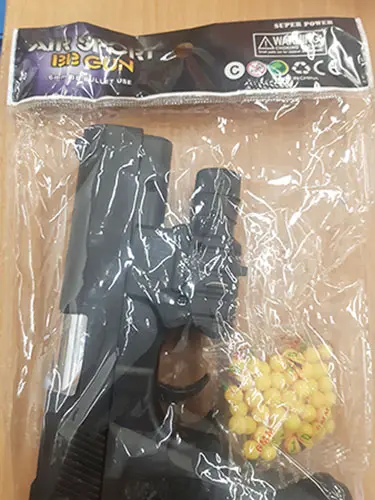 Photo from the official notice: AIR SPORT BB GUN toy pistol — suffocation risk