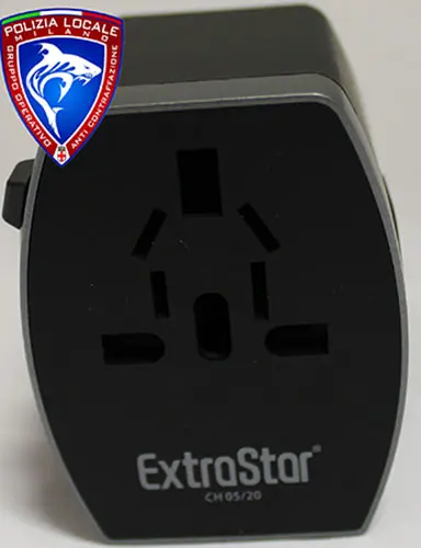 Foto do aviso oficial: Extrastar TRAVEL ADAPTER Adaptador de viagem — risco: Choque elétrico (A12/03067/23)