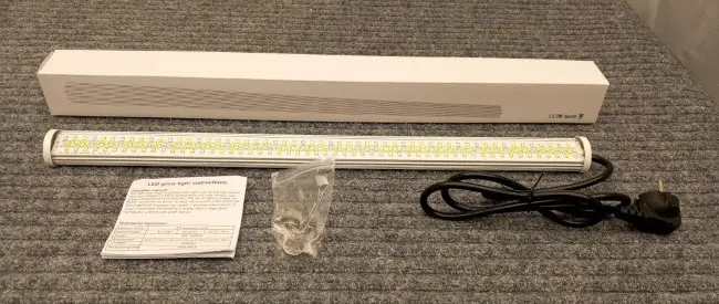 Foto dell’avviso ufficiale: LED Kasvivalaisin 80W/220 lediä (tarvike 4030) Luce a LED — rischio: Scossa elettrica