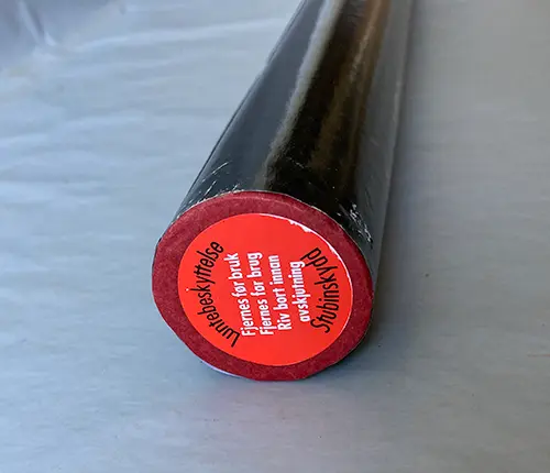 Photo from the official notice: Mega Gigant Black Series IV 7 fireworks — burns & damage to sight risk