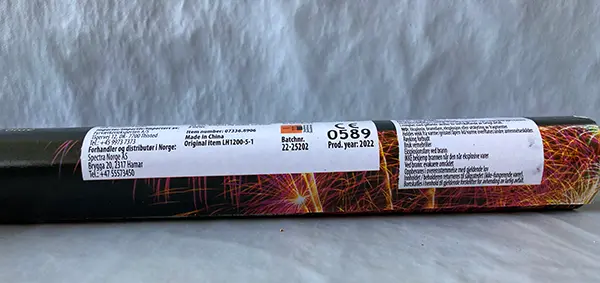 Photo from the official notice: Mega Gigant Black Series IV 7 fireworks — burns & damage to sight risk
