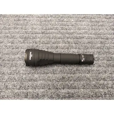 Foto do aviso oficial: ARMYTEK LED Handlight Lanterna recarregável LED — risco: Choque elétrico