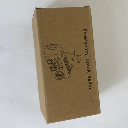 Foto aus der offiziellen Meldung: Emergency Crank Radio Notfallfunk — Risiko: Umwelt