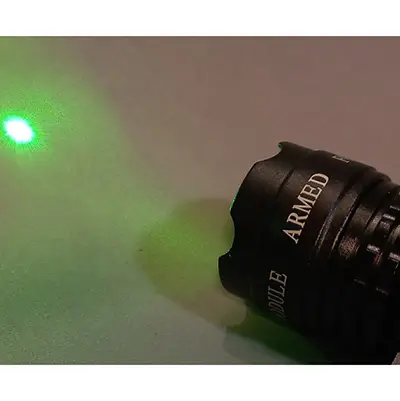Foto aus der offiziellen Meldung: LASER SIGHT MODULE ARMED FORCES Laserpointer — Risiko: Sehschaden & Elektrischer Schlag