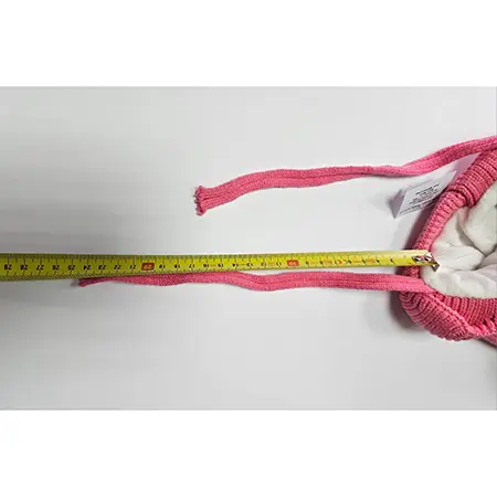 Photo from the official notice: Winter style children's hat — injuries & strangulation risk