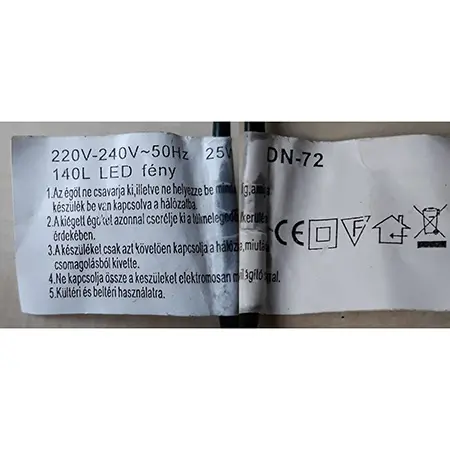 Photo from the official notice: „LED KARÁCSONYFA ÉGŐSOR 140LED” lighting chain — electric shock risk