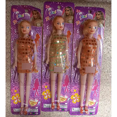 Foto do aviso oficial: Beautiful Girl, Girl Fashion Boneca de plástico — risco: Químico