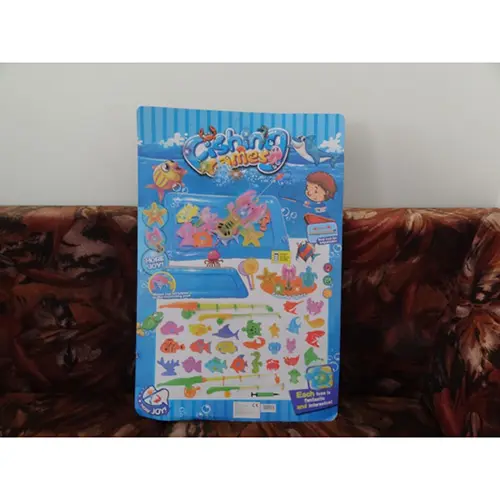 Photo from the official notice: Fishing games plastic toy — suffocation risk