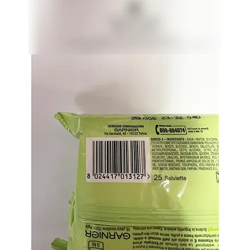 Foto aus der offiziellen Meldung: Garnier Skin Naturals Make-up-Entfernertücher — Risiko: Chemikalie