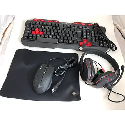 Foto dell’avviso ufficiale: Deltaco 4 in 1 Gaming Gear Kit Kit di gioco — rischio: Ambiente