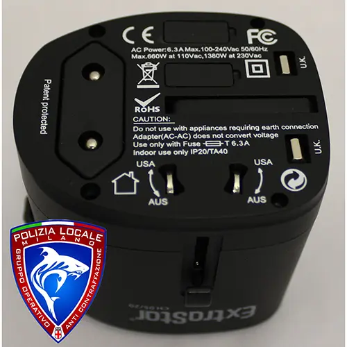 Foto do aviso oficial: Extrastar TRAVEL ADAPTER Adaptador de viagem — risco: Choque elétrico (A12/00650/24)