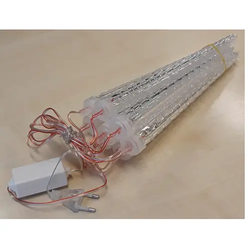Photo from the official notice: GIRLANDA ŚWIETLANA lighting chain — burns & electric shock risk