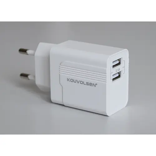 Foto aus der offiziellen Meldung: KOUVOLSEN QUICK-ACTING Fast Travel Charger USB-Ladegerät — Risiko: Elektrischer Schlag