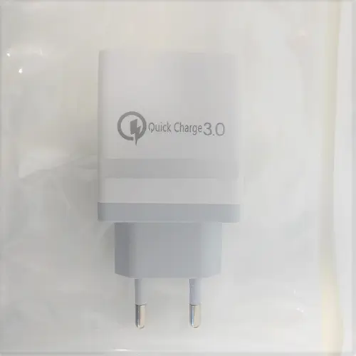 Photo de l’avis officiel: 24W 4.8A USB Ladegerät Quick Charge 3.0 Chargeur USB — risque: Choc électrique & Incendie