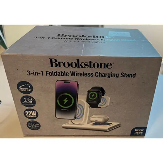 Foto aus der offiziellen Meldung: Brookstone 3-in1 Foldable Wireless Charging Stand Ladestation — Risiko: Verbrennungen