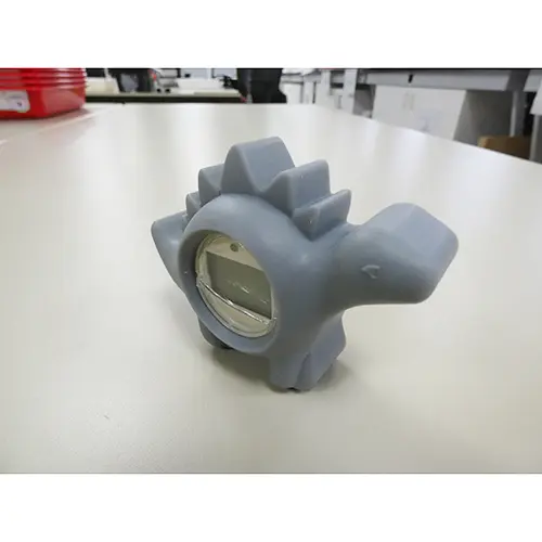 Foto do aviso oficial: Konges slojd Dino bath time / Silicone Dino Thermometer Termómetro de banho para crianças — risco: Engasgamento