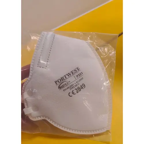 Photo from the official notice: Portwest FFP3 Valved Dolomite Flat Folded Respirator particle filter mask — health risk