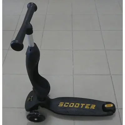 Photo de l’avis officiel: SCOOTER Scooter de jouets — risque: Blessures (A12/00961/24)