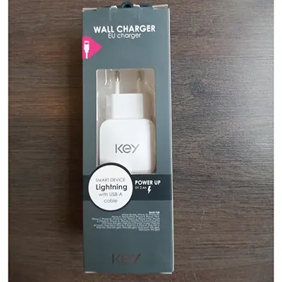 Photo de l’avis officiel: Key WALL CHARGER EU charger Chargeur USB — risque: Choc électrique