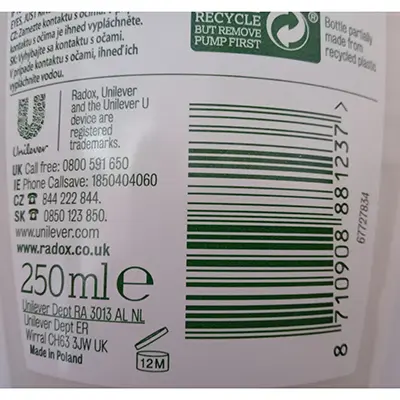Foto dell’avviso ufficiale: Radox Radox Care + MOISTURISE LIQUID HANDWASH Enriched with camomile &amp; jojoba oil Anti-Bacterial Sapone li — rischio: Rischio chimico
