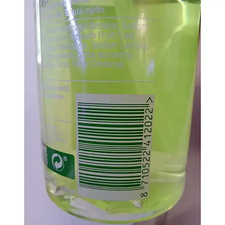 Foto aus der offiziellen Meldung: Radox PROTECT + REFRESH HANDWASH LIME &amp; CORIANDER ANTIBACTERIAL Flüssige Handseife — Risiko: Chemikalie