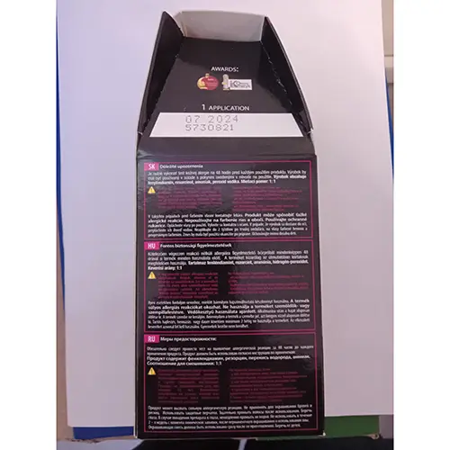 Foto uit de officiële melding: Revia N°15 EBONY BLACK HAIR DYE Haarverf — risico: Chemische risico's