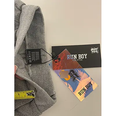 Foto uit de officiële melding: Run Boy Run boy Kinderbroeken — risico: Verwonding