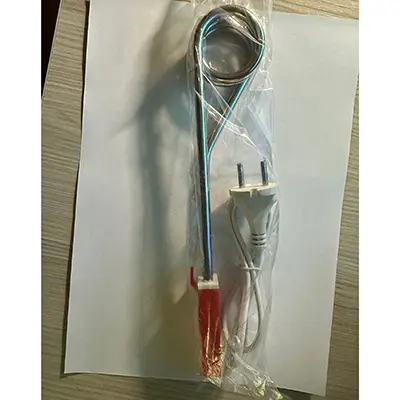 Foto aus der offiziellen Meldung: Hej Russian water heater Immersion elektrischer Warmwasserbereiter — Risiko: Elektrischer Schlag