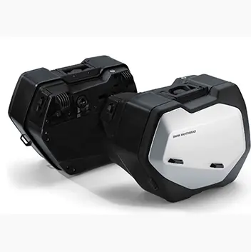 Photo from the official notice: BMW Motorrad Original accessory Vario panniers motorcycle side boxes — injuries risk