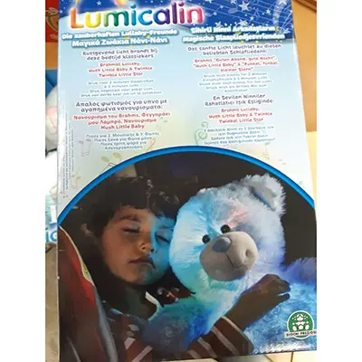 Foto dell’avviso ufficiale: LUMICALIN S'illumine et joue des berceuses Giocattolo morbido — rischio: Ostruzione delle vie aeree